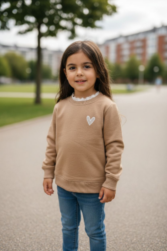 Pull beige avec col dentelle enfant